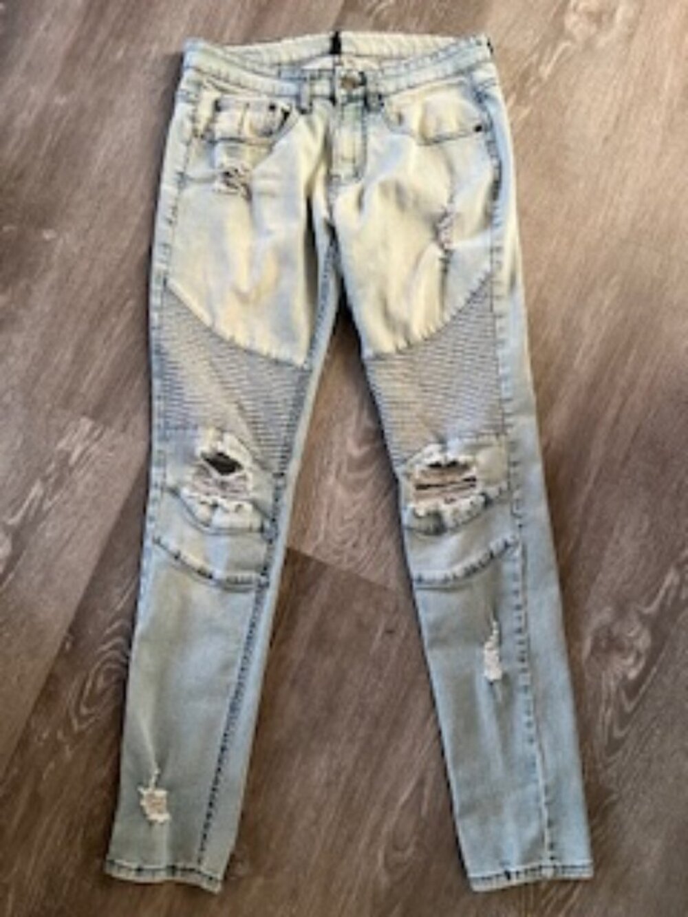 🧡3/15 Y&R Distressed Light Wash Jeans Men's 28